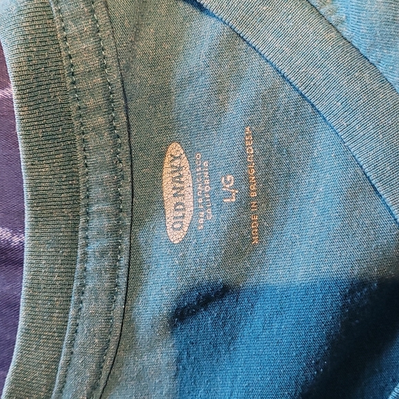 Old Navy plain blue t-shirt - Picture 3 of 3